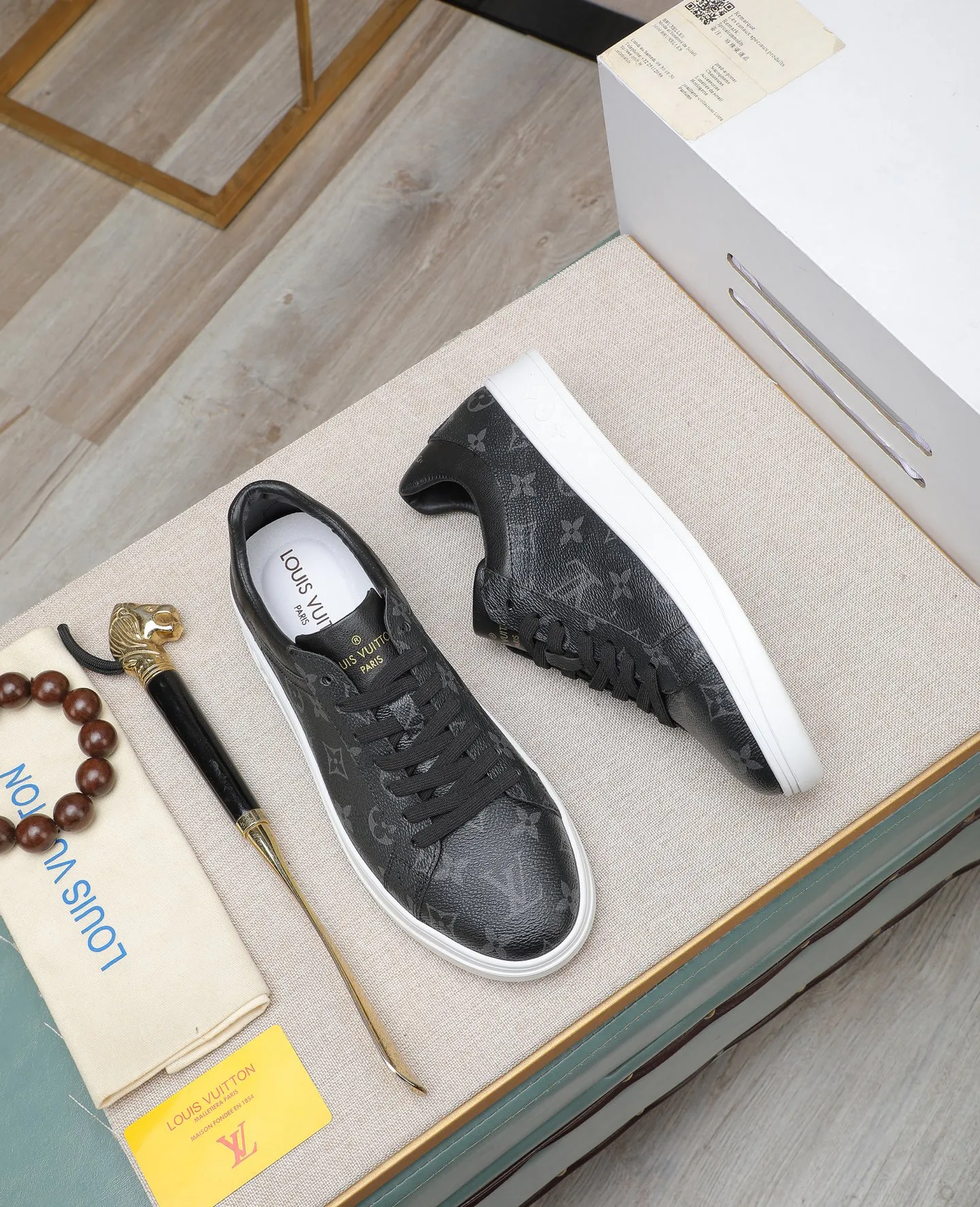Men's shoes 💰420 📛📛(Niuli) high-end [LOUIS VUITTON】Louis Vuitton official website synchronizes new products👟Milan fashion catwalk style🇰🇾🇰🇾LV house logo, celebrity style, a must-have for fashionistas⚠️First-layer calfskin➕Cowhide lining➕Official website original original outsole👞Number 38-44